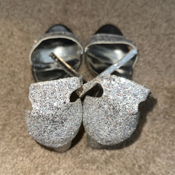 Madden Girl Silver Glitter - Picture 2 of 4
